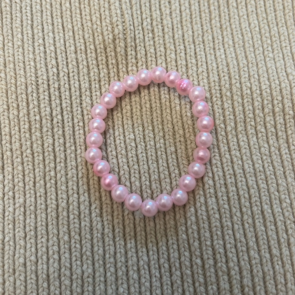 small pink pearl bead bracelet